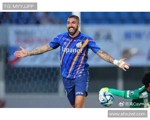 东京足球队迎战长崎队激战J联赛争夺季后赛名额的关键之战